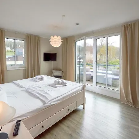 Annika - Penthouse Wg13 Mit Zwei Balkonen Und Ir-sauna ゼリン