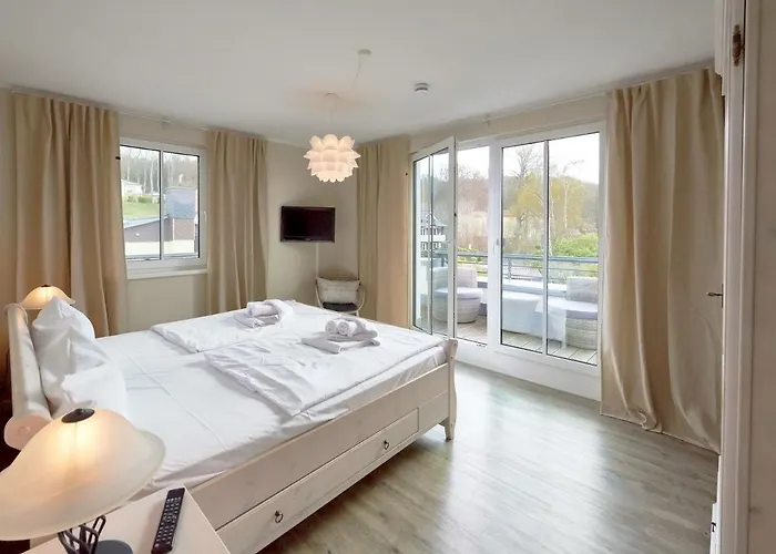 Annika - Penthouse Wg13 Mit Zwei Balkonen Und Ir-sauna Sellin (Rugen)